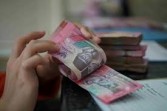 Rupiah Hari ini Diprediksi Melemah, Pasar Masih Dibayangi Ketidakpastian Global
