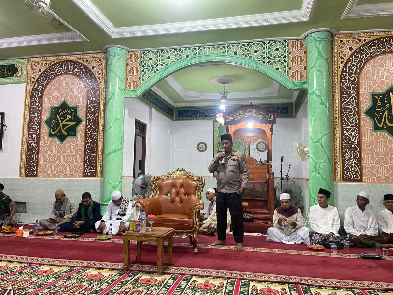 Hadiri Peringatan Isra Mi'raj Nabi Muhammad SAW 1445 H, Kapolsek Kuindra Sampaikan Pesan Kamtibmas dan Pemilu Damai