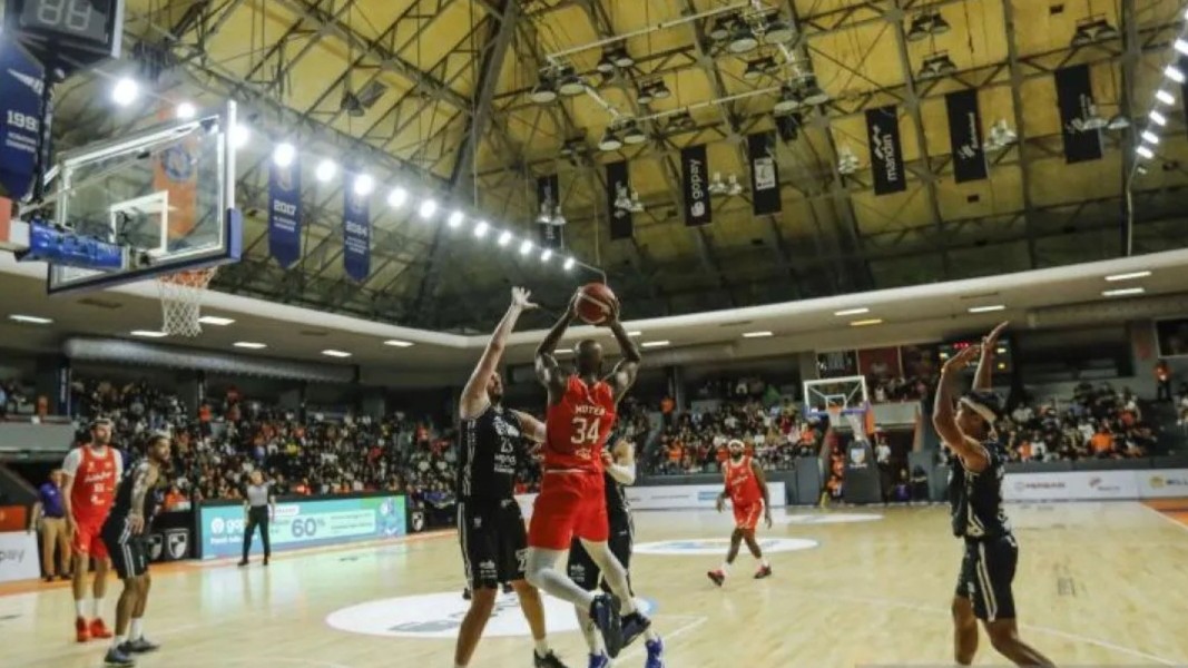 Buford cetak sejarah saat Pelita Jaya tundukkan RANS Simba