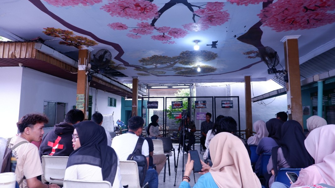 Koalisi Sipil Riau Tuntut Pembebasan Khariq Anhar dan Hentikan Represi Negara