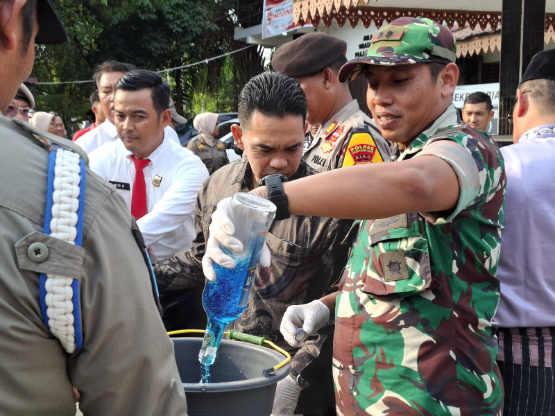 Dandim 0314/Inhil Hadiri Pemusnahan Barang Temuan Hasil Operasi Penegakan Perda Inhil
