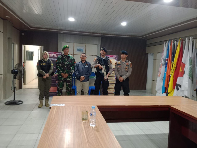 Antisipasi Gangguan Kamtibmas Selama Pelantikan Presiden,  TNI dan Polri serta Pemda Inhil Laksanakan Patroli Gabungan