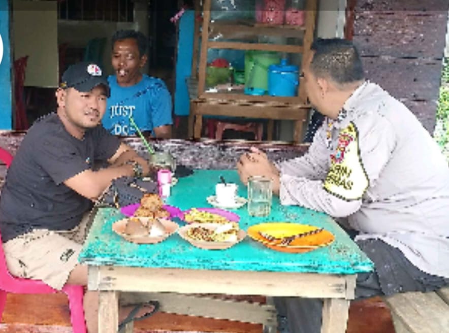 Sambangi Warga Sungai Buluh,  Aiptu Giri Wahyudi Sampaikan Himbauan Kamtibmas