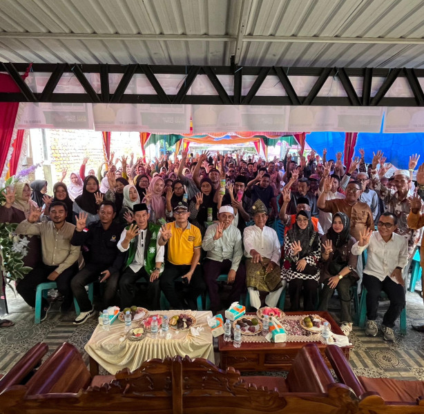 Ratusan Masyarakat Pulau Palas Siap Menangkan Paslon Herman-Yuliantini Sebagai Bupati dan Wakil Inhil