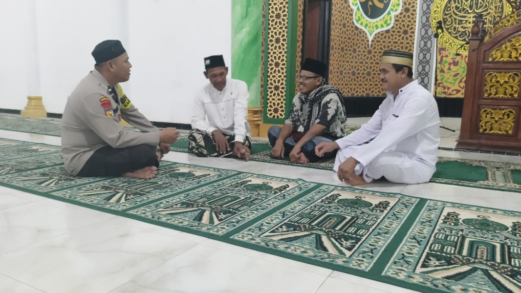 Melalui Shalat Berjamaah Keliling, Personel Polsek Kuindra Sampaikan Himbauan Kamtibmas
