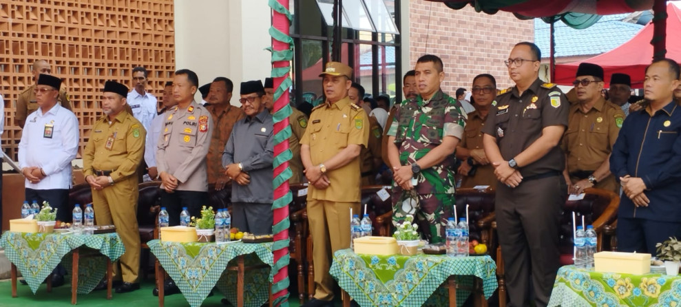 Dandim 0314/Inhil Letkol Inf Fikky Nur Kuncoro Jati Hadiri Peresmian Kantor Camat Tembilahan