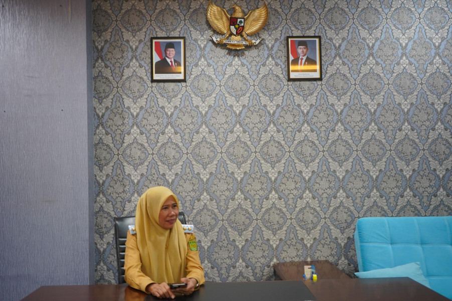 Hari Pertama Ngantor, Wabup Inhil Laksanakan Tugas di Ruang Kerja